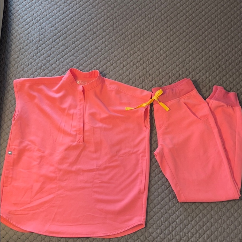 Figs limited edition neon pink